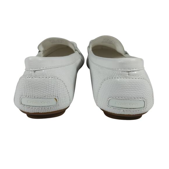 NWOT! CALVIN KLEIN! WHITE GENUINE LEATHER, SNAKESKIN IMPRINT LOAFERS! SZ 7M - Picture 8 of 10